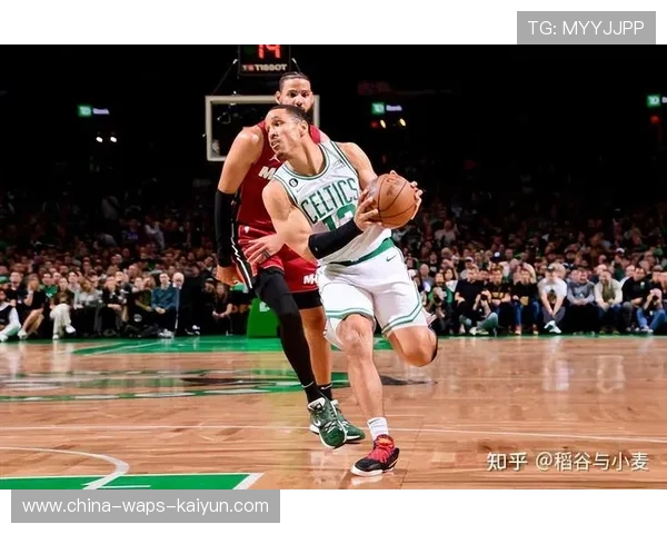 凯尔特人通过中路直塞频频穿透:从战术到生活的穿透力 凯尔特人通过中路直塞频频穿透:从战术到生活的穿透力