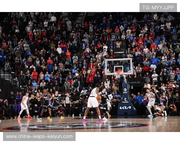 乔治外线三分压哨命中,快船绝杀成功——激动人心的篮球时刻 乔治外线三分压哨命中,快船绝杀成功——激动人心的篮球时刻