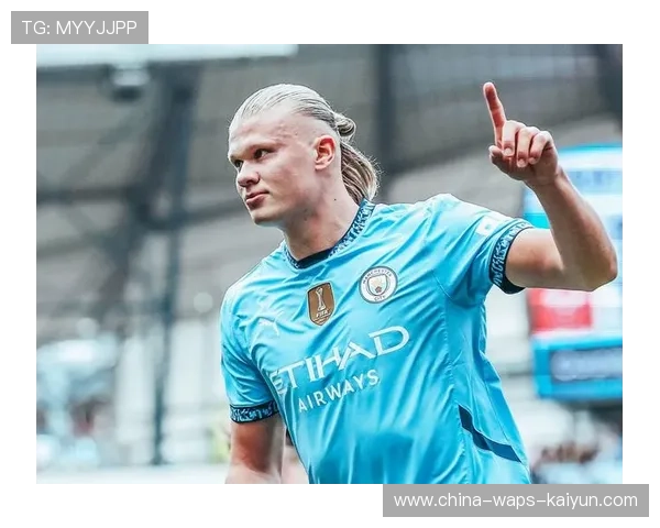 哈兰德极限身体倒地抽射险些破门：一场爆发力与技术的极致对决