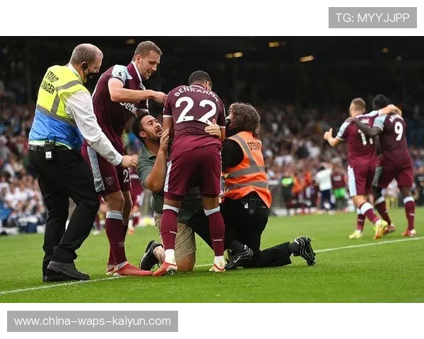 西汉姆联快速压制三线推进全面前移